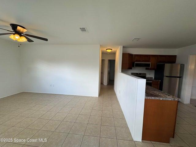 4396 Thistleberry Drive, Melbourne, FL, 32935 photo 4