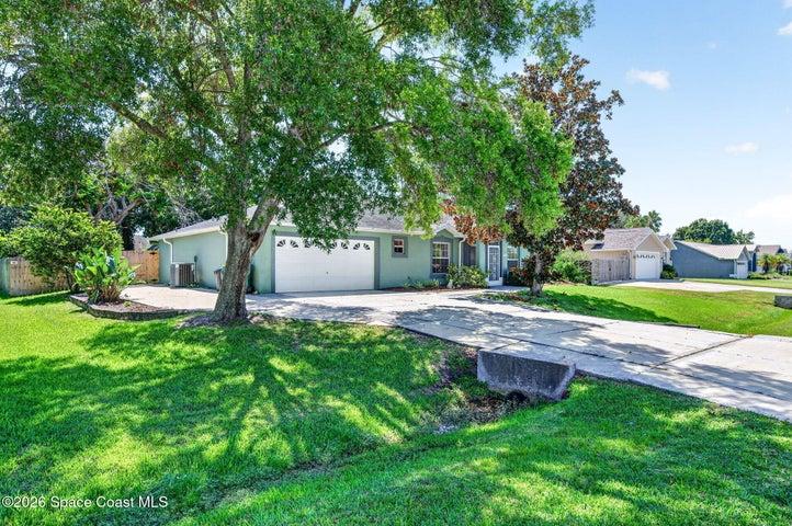 1345 Coventry Circle, Melbourne, FL, 32904 photo 2