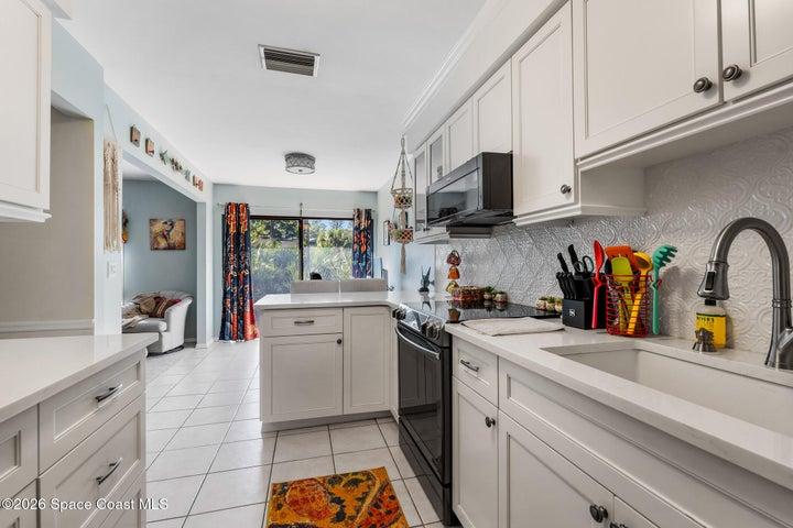 742 Timber Ridge Trail SW C, Vero Beach, FL, 32962 photo 3