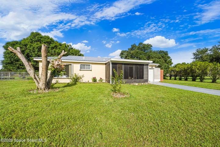 1038 Hooper Avenue NE, Palm Bay, FL, 32905 photo 3