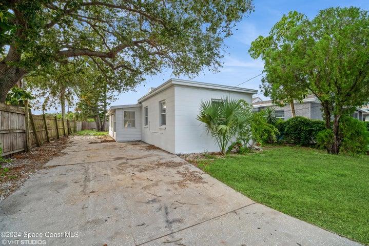 2154 Henry Street NE, Palm Bay