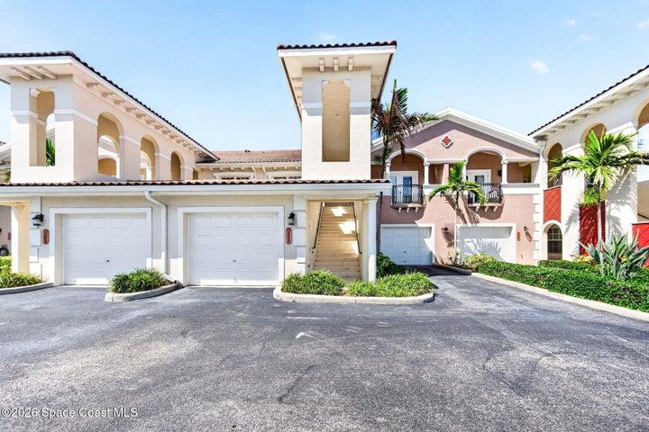 115 Lancha Circle 203, Indian Harbour Beach