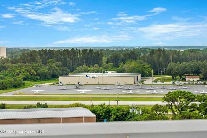 River Fly-In brings modern residential design and an authentic aviation lifestyle together in Merritt Island, Florida.