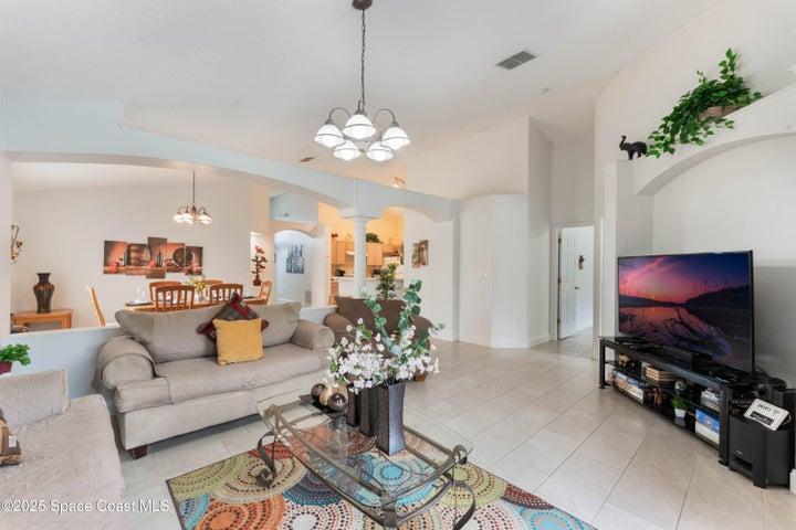 4632 Eagle Peak Drive, Kissimmee, FL, 34746 photo 4