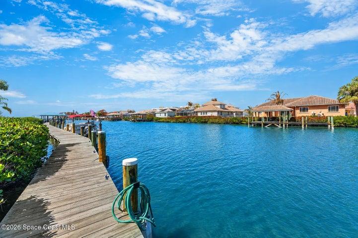 Community fishing pier offers a relaxing place to enjoy the water, sunsets and Banana River views.