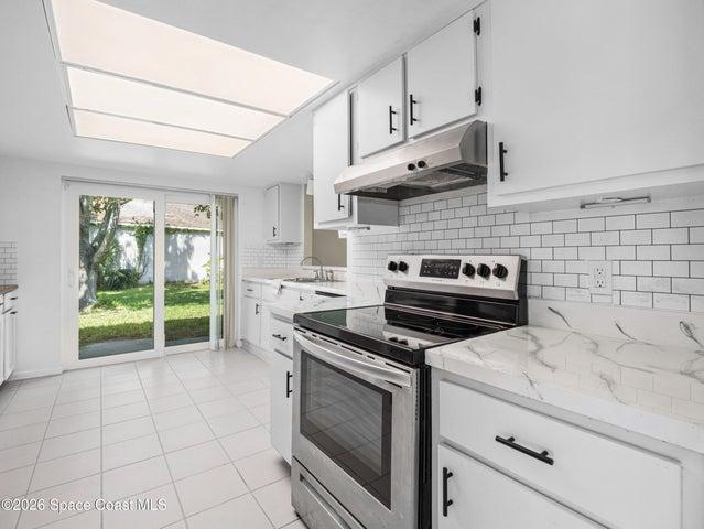 1644 Parakeet Court, Melbourne, FL, 32935 photo 4