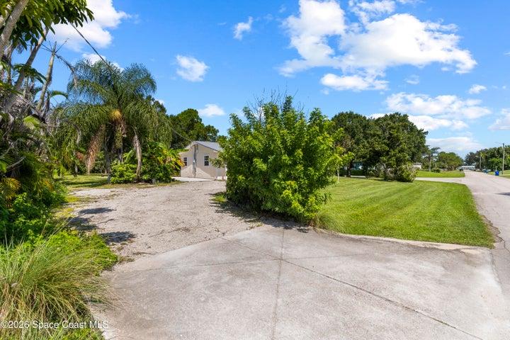 874 Blossom Drive, Sebastian, FL, 32958 photo 3