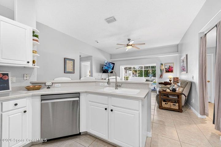 2130 Stratford Pointe Drive, West Melbourne, FL, 32904 photo 12
