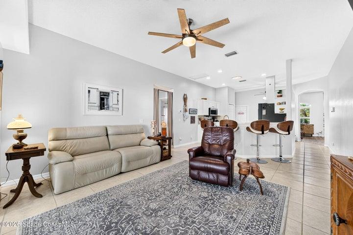 2130 Stratford Pointe Drive, West Melbourne, FL, 32904 photo 16