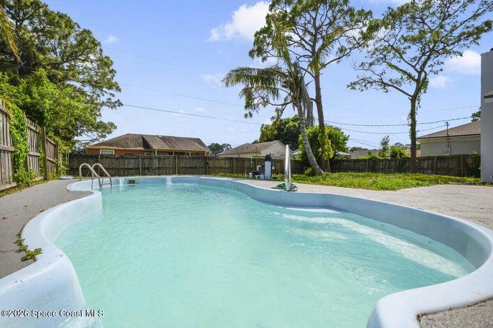 1800 Calmar Street NW, Palm Bay, FL, 32907 photo 2