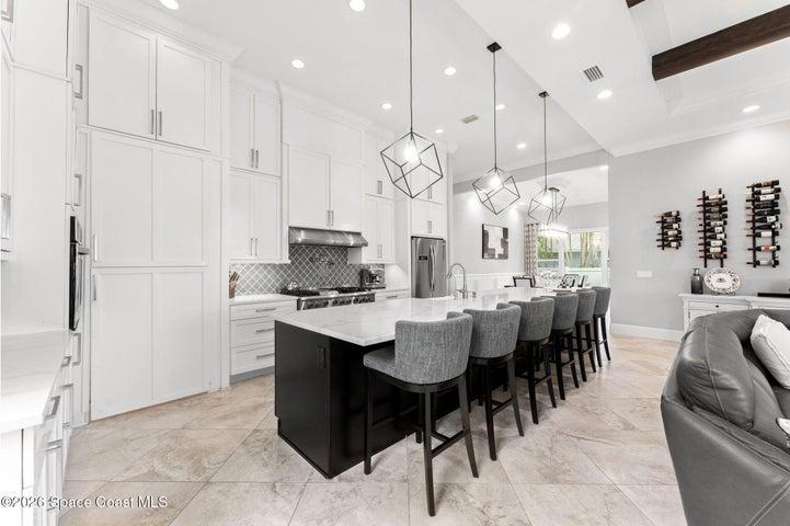 Functional layout perfect for everyday cooking and entertaining