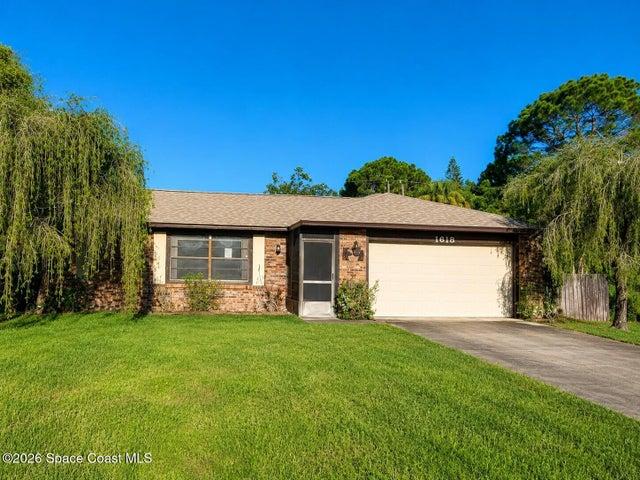1618 NW Givens Court NW, Palm Bay