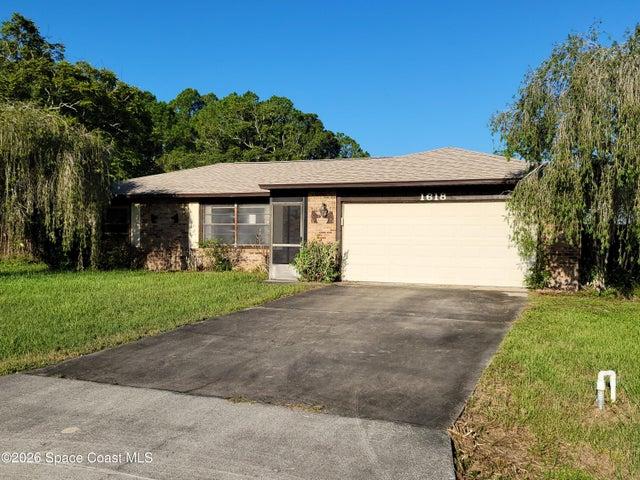 1618 NW Givens Court NW, Palm Bay, FL, 32907 photo 2