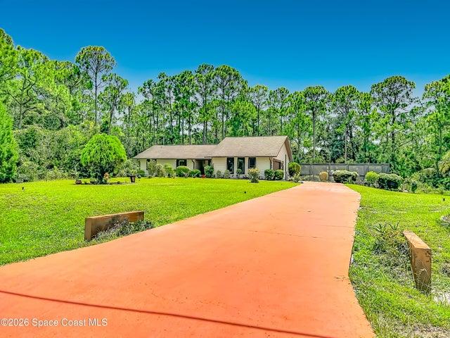 6182 Sleepy Hollow Drive, Titusville, FL, 32780 photo 3
