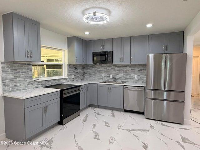 220 Stephenson Drive, Melbourne, FL, 32904 photo 2