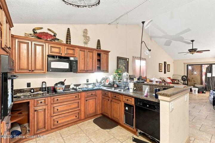 2356 Skywind Circle, Melbourne, FL, 32935 photo 3
