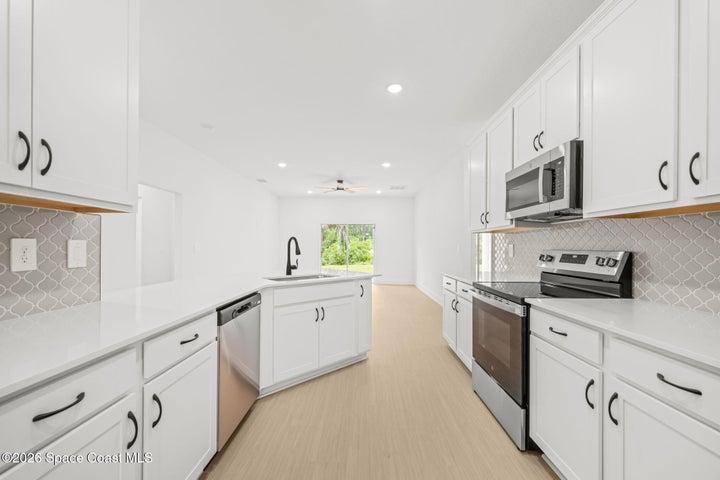 1061 Towhlen Street SE, Palm Bay, FL, 32909 photo 4