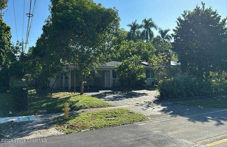 824 Holly Lane, Plantation, FL, 33317 photo 2
