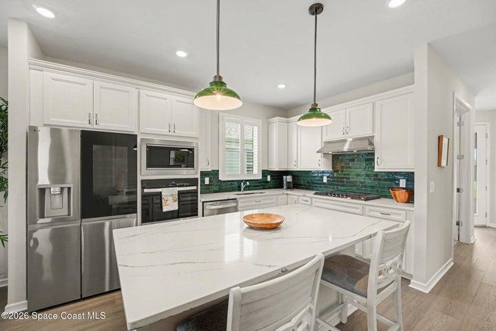 Quartz kitchen Island