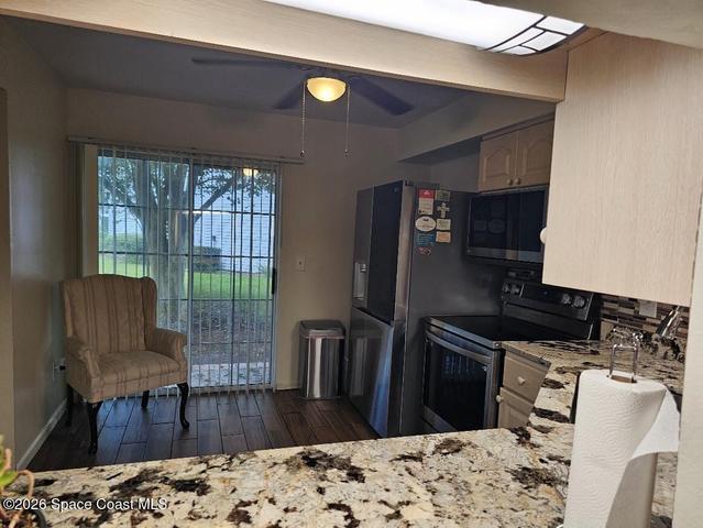 4880 Lake Waterford Way W 3-220, Melbourne, FL, 32901 photo 4