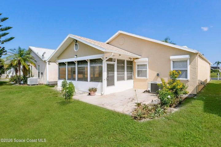 910 Cross Lake Drive, Melbourne, FL, 32901 photo 3