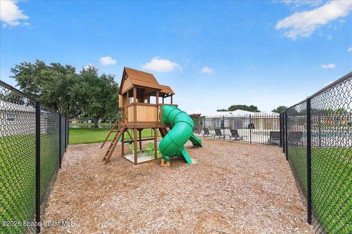 COMMUNITY PLAYGROUND