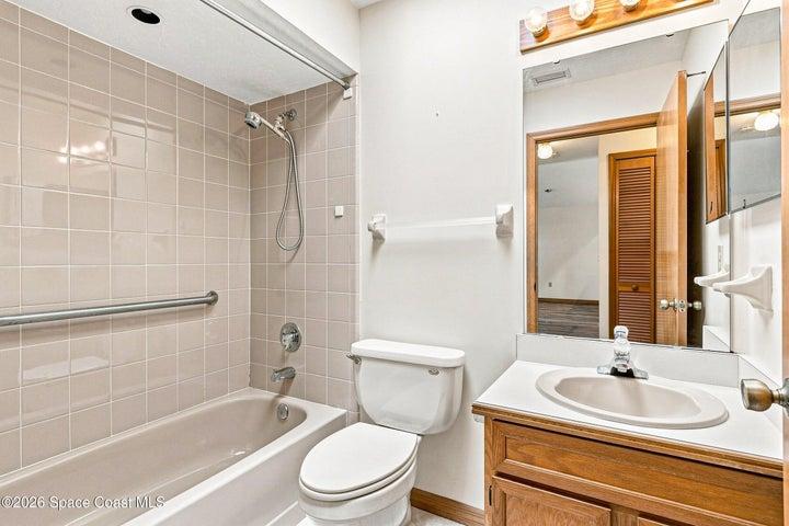 910 Cross Lake Drive, Melbourne, FL, 32901 photo 15