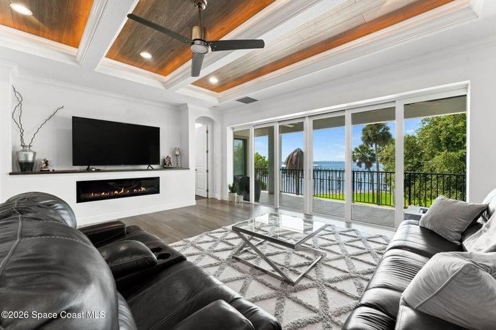 Loft / TV room