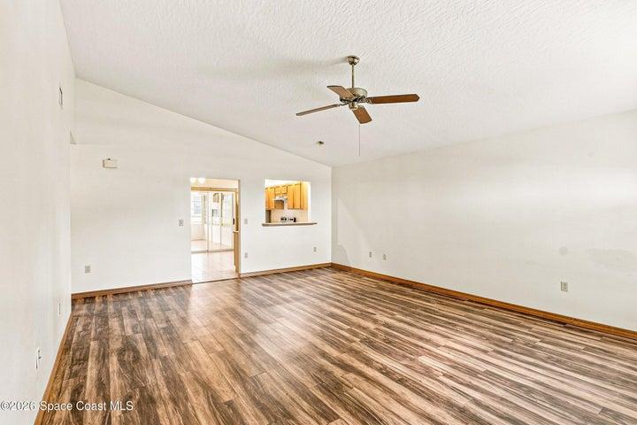 910 Cross Lake Drive, Melbourne, FL, 32901 photo 6