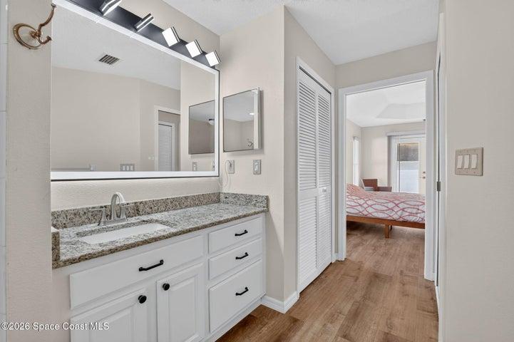 1st Floor Suite