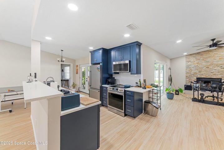 1003 Red Oak Circle, Brandon, FL, 33511 photo 5