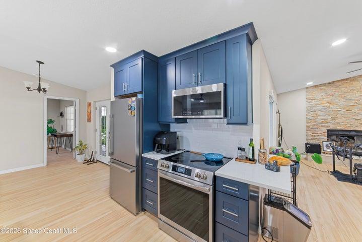 1003 Red Oak Circle, Brandon, FL, 33511 photo 8