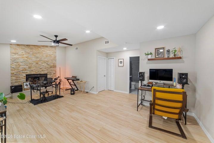 1003 Red Oak Circle, Brandon, FL, 33511 photo 11