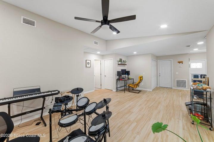 1003 Red Oak Circle, Brandon, FL, 33511 photo 17