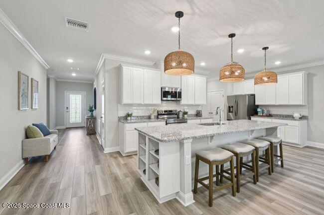 Model home - actual features may vary.