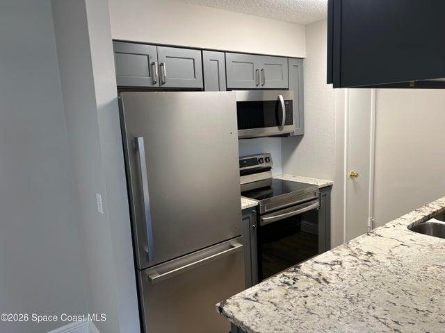 208 Red Cedar Place 202, Brandon, FL, 33510 photo 4