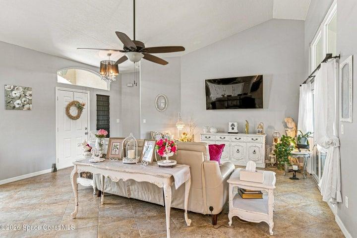 910 Brookshire Circle, Malabar, FL, 32950 photo 9