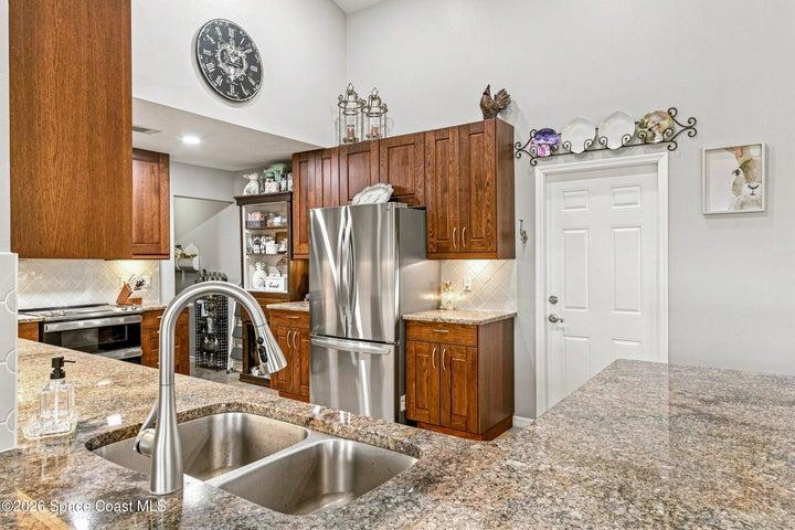 910 Brookshire Circle, Malabar, FL, 32950 photo 23