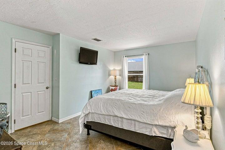 910 Brookshire Circle, Malabar, FL, 32950 photo 34