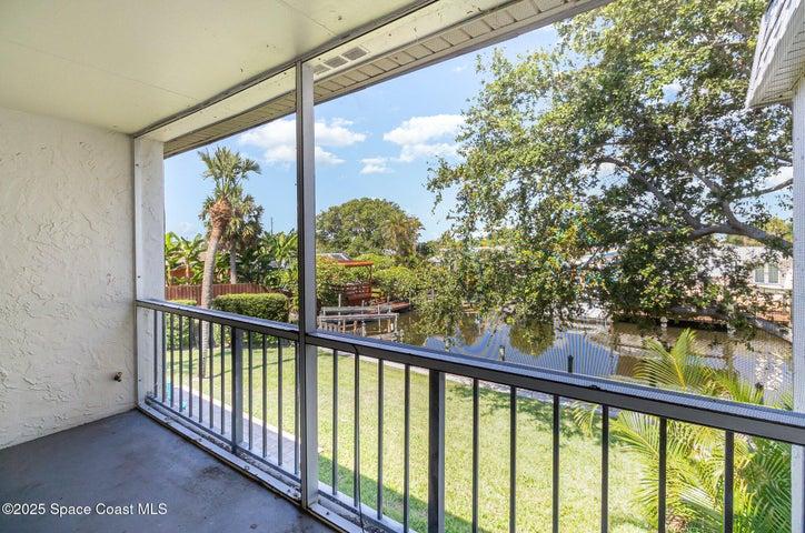 Master bedroom waterfront balcony w/view