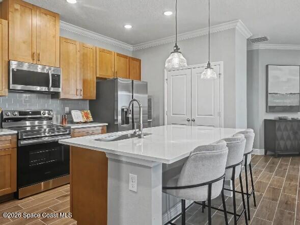 Model home - actual features may vary.