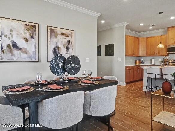 Model home - actual features may vary.
