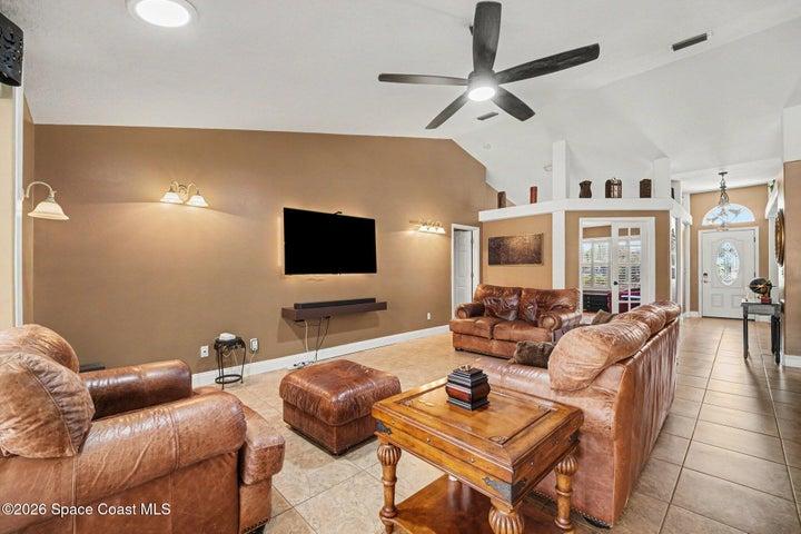 504 Lake Victoria Circle, Melbourne, FL, 32940 photo 11