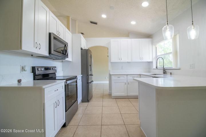 671 San Filippo Drive SE, Palm Bay, FL, 32909 photo 4