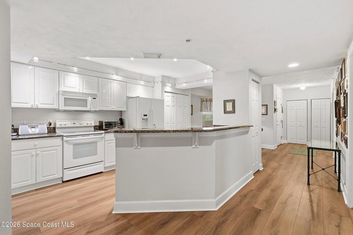 426 Bouchelle Drive 301, New Smyrna Beach, FL, 32169 photo 9