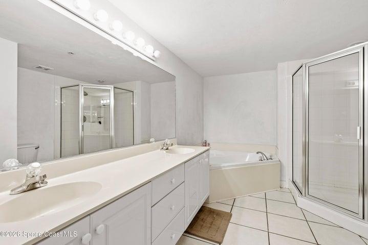 426 Bouchelle Drive 301, New Smyrna Beach, FL, 32169 photo 26