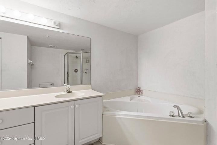 426 Bouchelle Drive 301, New Smyrna Beach, FL, 32169 photo 28