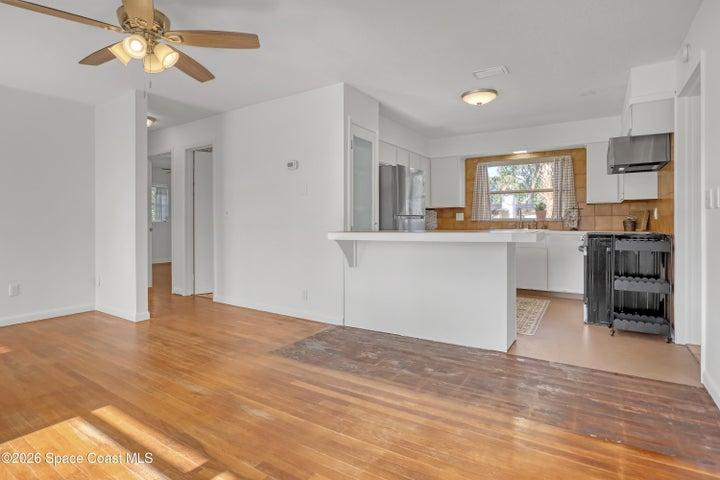 131 Woodland Drive, West Melbourne, FL, 32904 photo 9