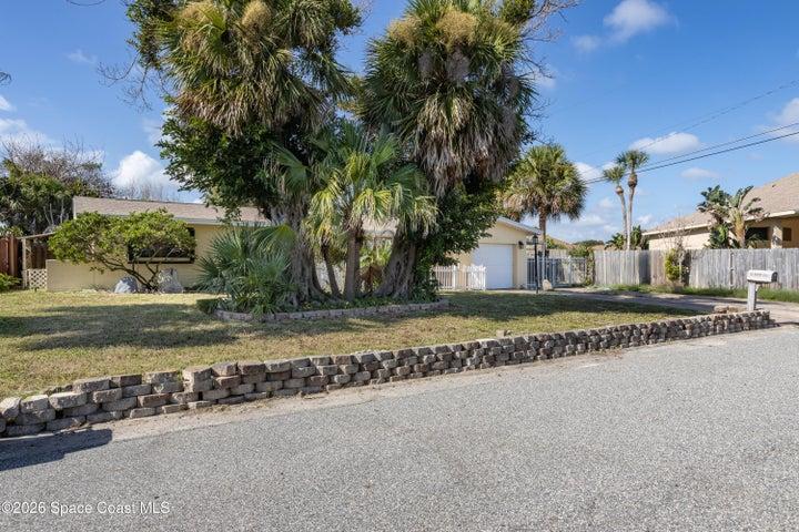 335 Brewster Road, Indialantic, FL, 32903 photo 2