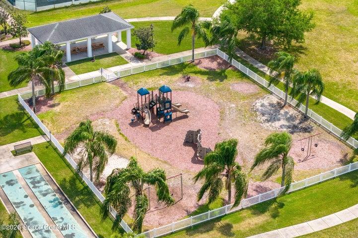 571 Gardendale Circle SE, Palm Bay, FL, 32909 photo 4